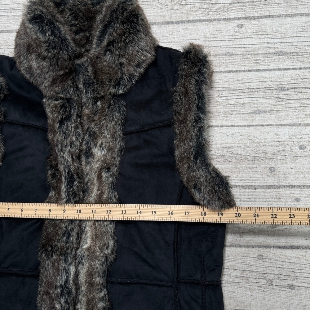 Vintage Faux Suede Vest Women's Medium Black Fur Trim Open Front Boho Plush Chic - Picture 4 of 10